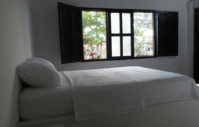 Palomino Breeze Hostal Bagian luar foto