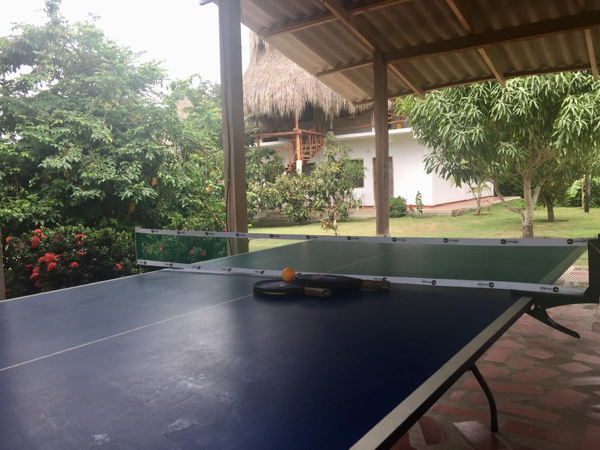 Palomino Breeze Hostal Bagian luar foto